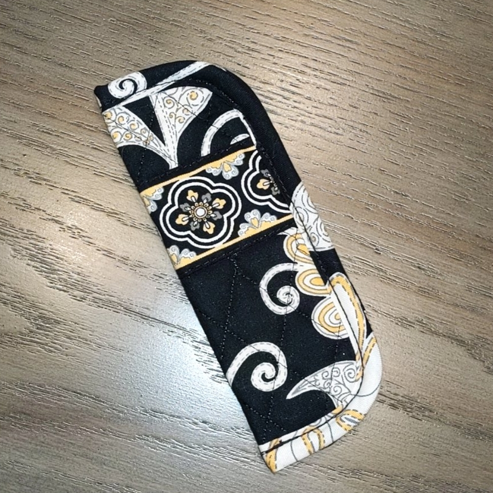 NWOT Vera Bradley Cast Iron Handle Pot Holder